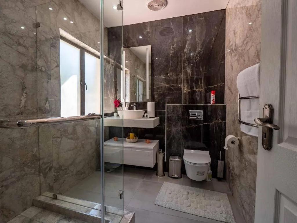 Ekuthuleni Modern Christian Guesthouse With Seaview Umhlanga Bilik gambar